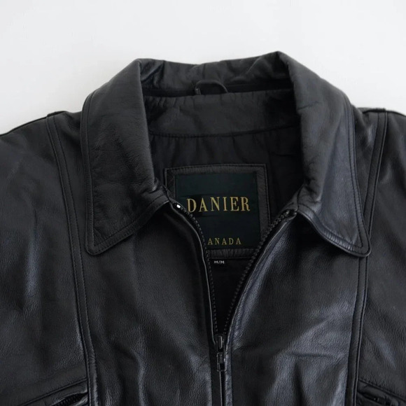 Vintage Danier Black Zip  Up 100% Leather Jacket Size Medium - Picture 12 of 14